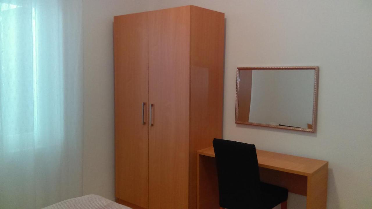 Apartman Borna Starigrad Exterior photo